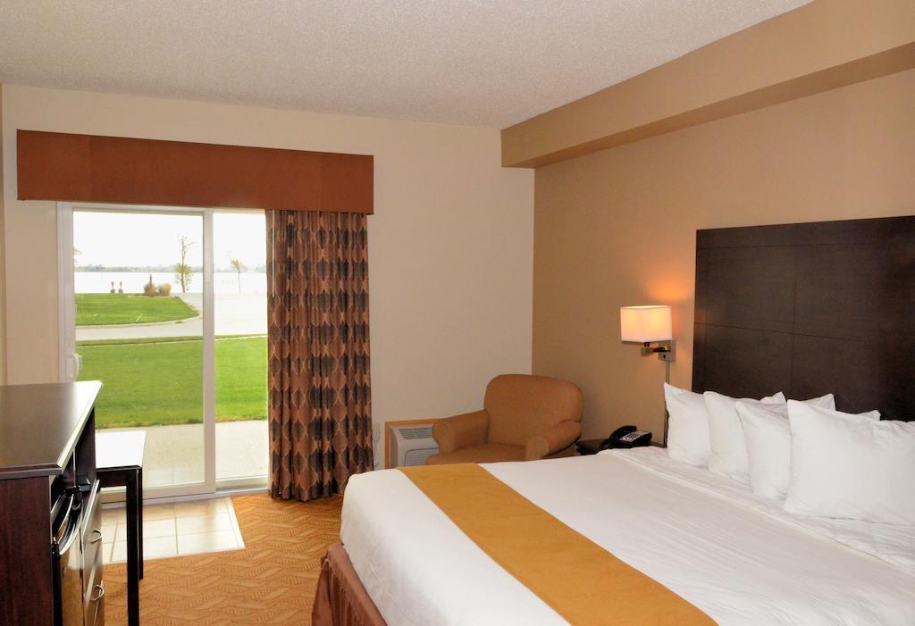 Cobblestone Inn&Suites - Lake View Chambre photo