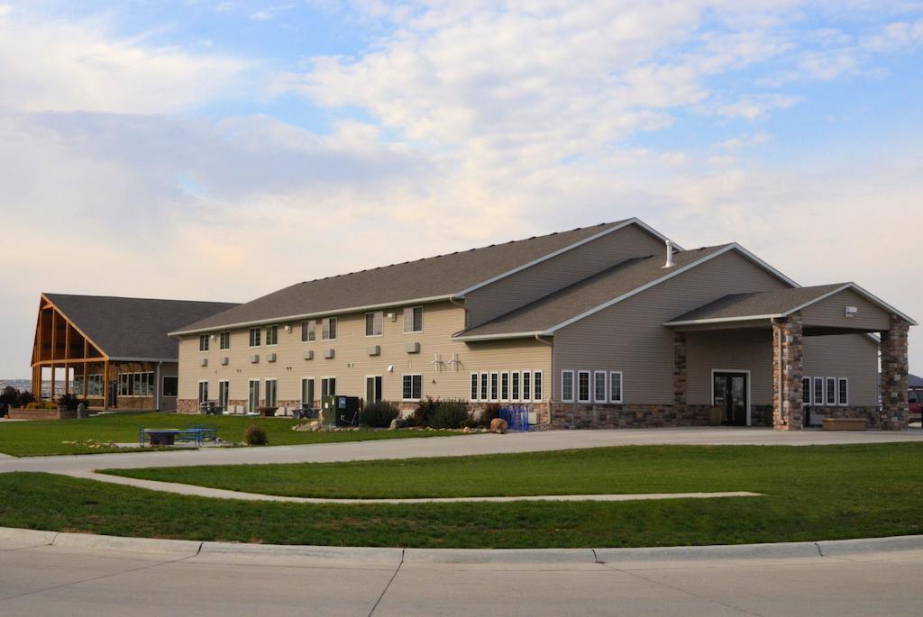 Cobblestone Inn&Suites - Lake View Extérieur photo