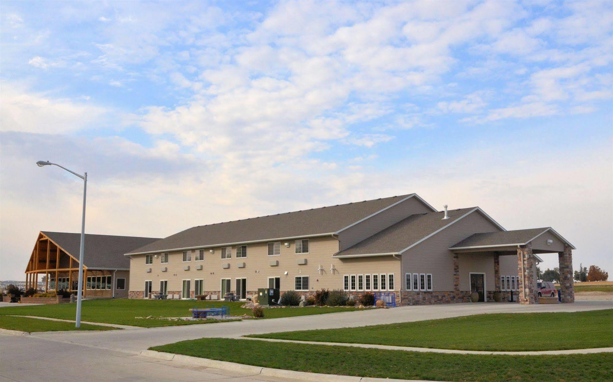 Cobblestone Inn&Suites - Lake View Extérieur photo